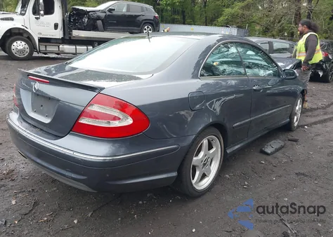 2005 Mercedes-Benz Clk 500 from USA, damaged, VIN WDBTJ75J95F123996